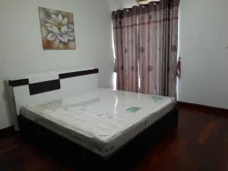 For rent 3 bed condo in Chatuchak, Bangkok