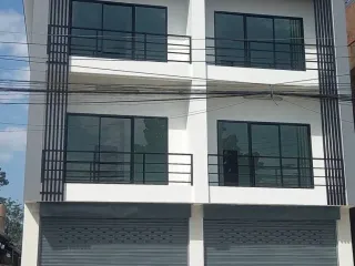 For sale 8 Beds retail Space in Hang Dong, Chiang Mai