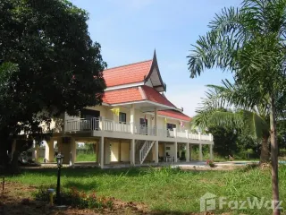 For sale 4 bed villa in Hua Hin, Prachuap Khiri Khan
