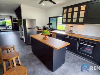 出售 3 卧室 独立屋 在 Huai Yai, 芭提雅