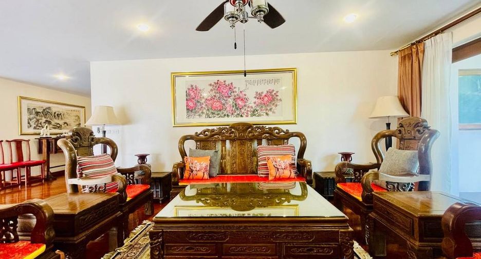 For sale 5 ベッドルーム house in Bang Lamung, Chonburi