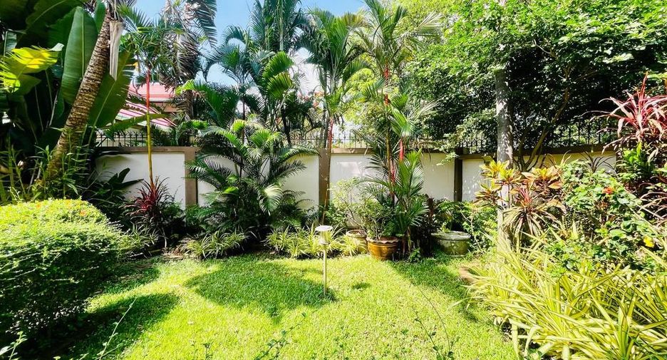 For sale 5 ベッドルーム house in Bang Lamung, Chonburi