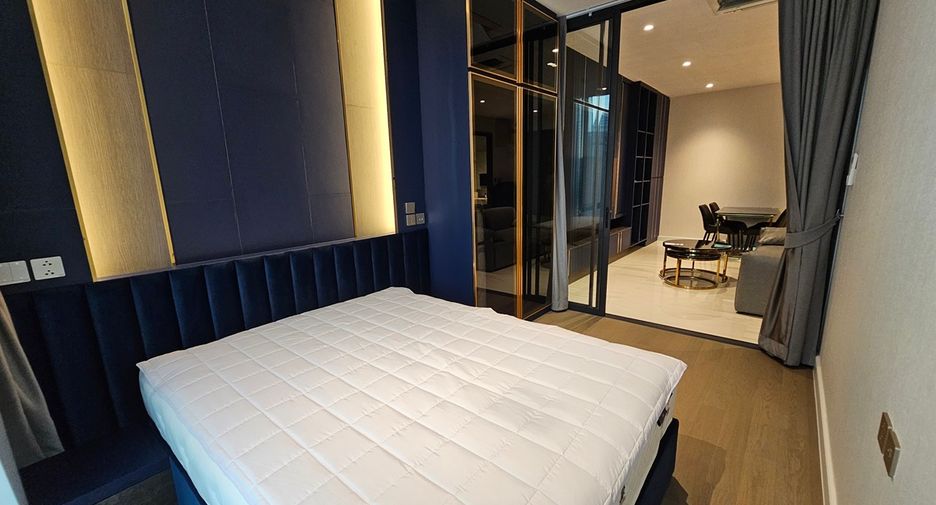 For sale 2 ベッドルーム condo in Sathon, Bangkok