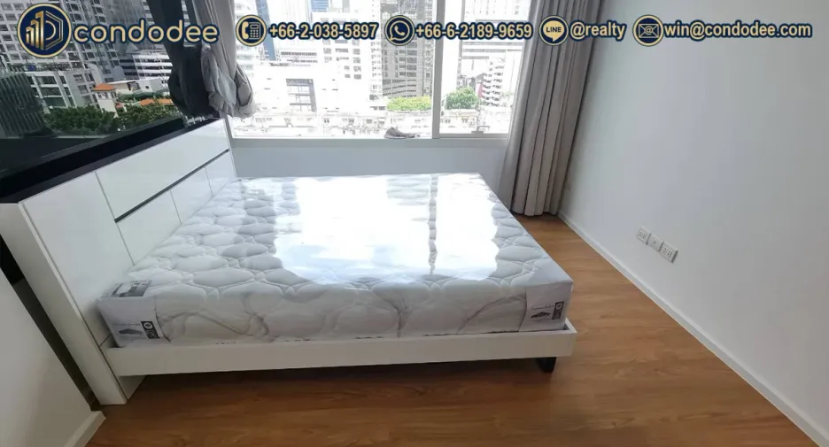 For sale 1 bed condo in Watthana, Bangkok