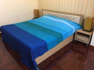 Продажа 2 спальни кондо в Кхлонг Тоеи, Бангкок