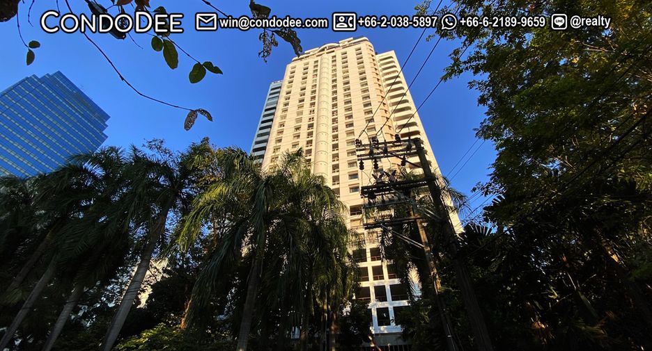 For sale 3 bed condo in Watthana, Bangkok