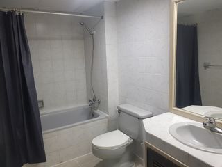 Condo en venta de 4 habitaciones en Watthana, Bangkok