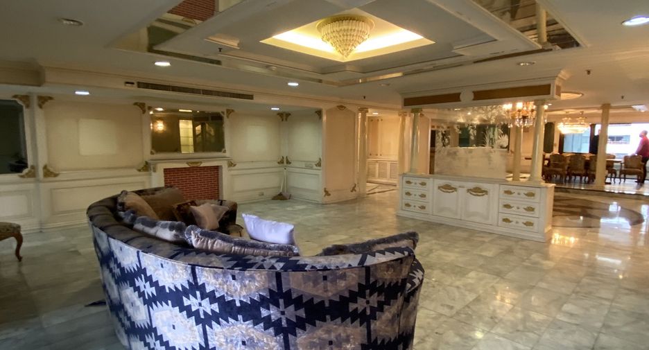 Condo en venta de 4 habitaciones en Watthana, Bangkok