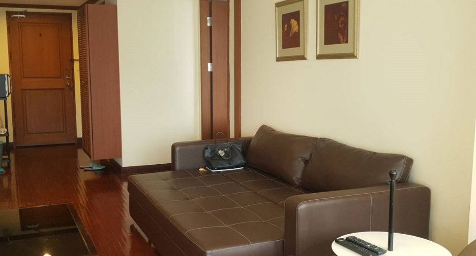 For sale 1 bed condo in Khlong Toei, Bangkok