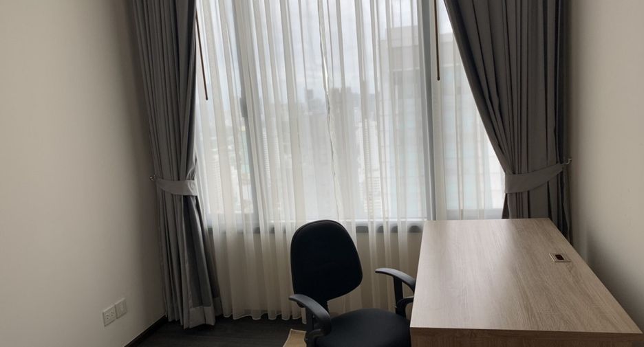 Condo en venta de 2 habitaciones en Khlong Toei, Bangkok