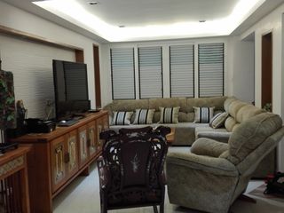 For sale 4 Beds house in Khlong Toei, Bangkok