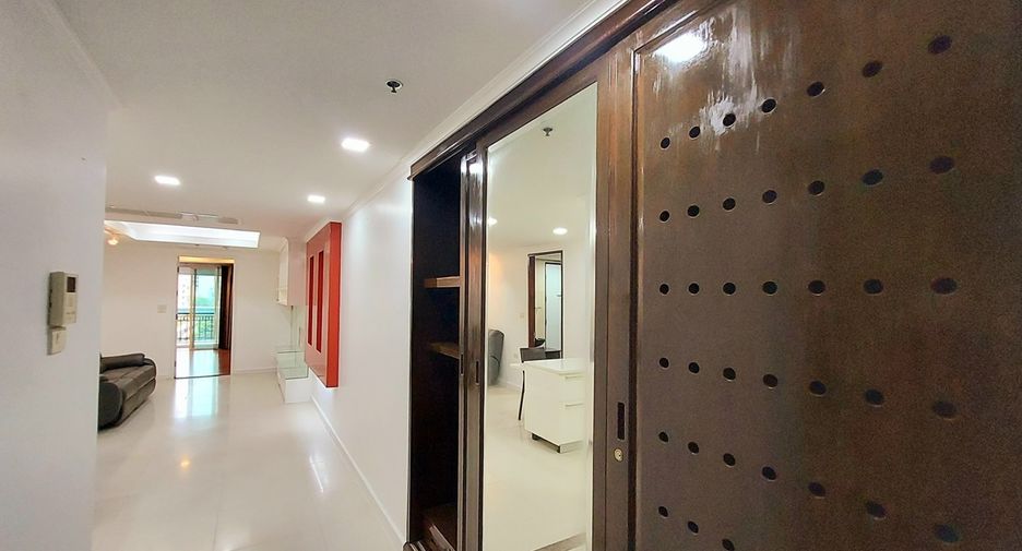 À vendre 1 chambre condo à Watthana, Bangkok