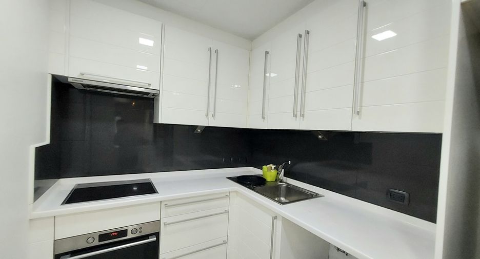 À vendre 1 chambre condo à Watthana, Bangkok