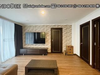 For sale 3 bedrooms condo in Khlong Toei, Bangkok