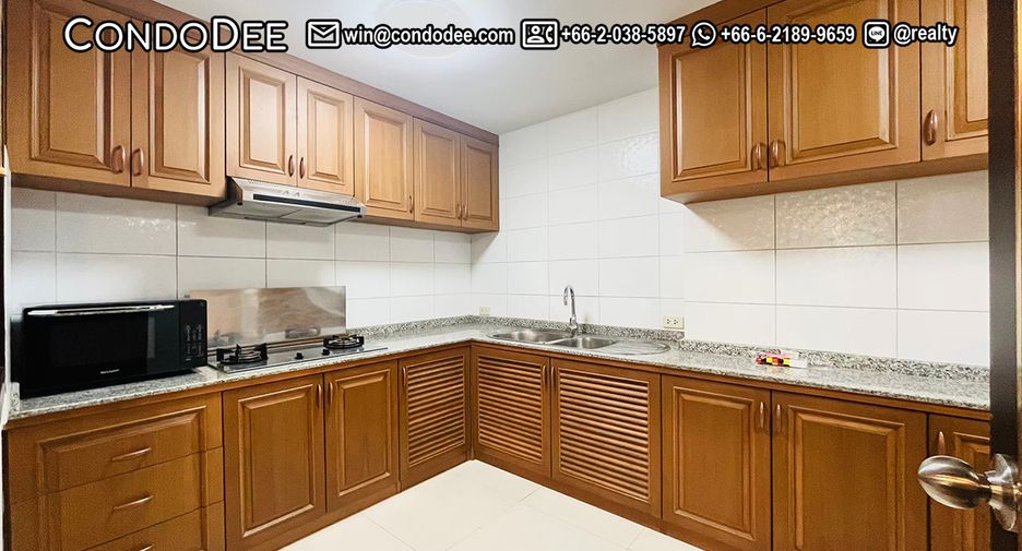 À vendre 3 chambres condo à Khlong Toei, Bangkok