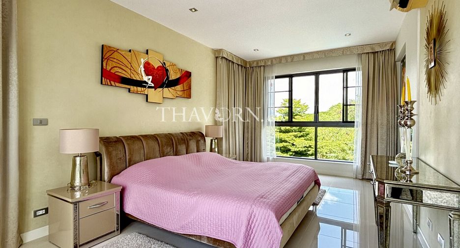 For sale 4 bedrooms house in Bang Lamung, Chonburi