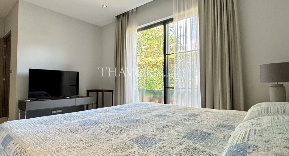 For sale 4 bedrooms house in Bang Lamung, Chonburi