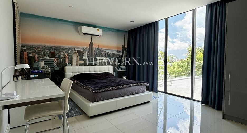 For sale 4 bedrooms house in Bang Lamung, Chonburi