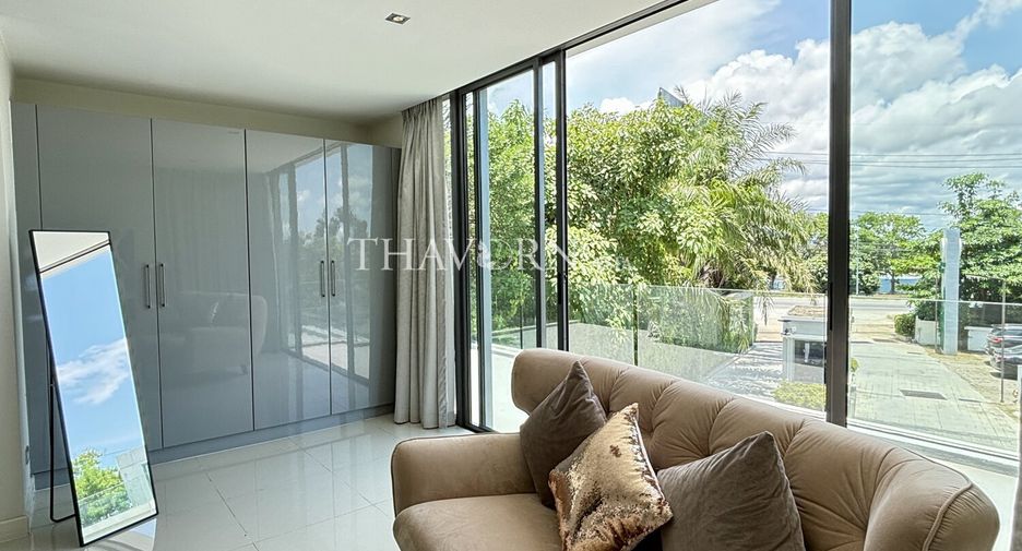 For sale 4 bedrooms house in Bang Lamung, Chonburi