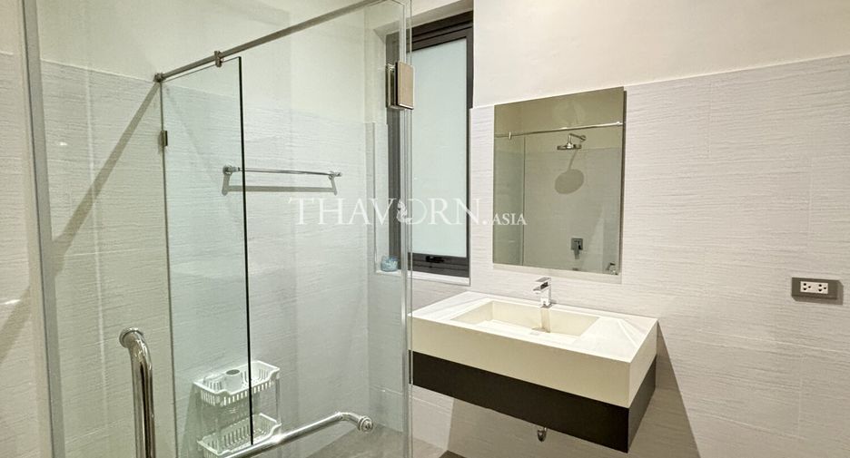 For sale 4 bedrooms house in Bang Lamung, Chonburi