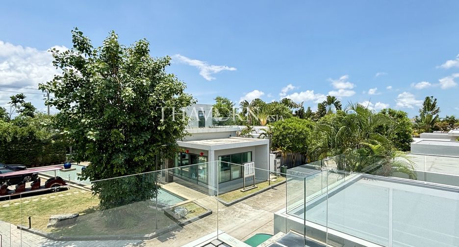 For sale 4 bedrooms house in Bang Lamung, Chonburi