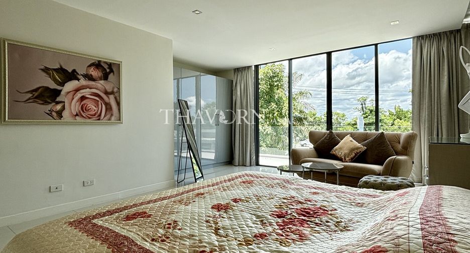 For sale 4 bedrooms house in Bang Lamung, Chonburi