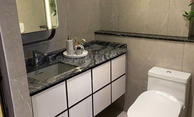 For rent 2 bed condo in Watthana, Bangkok