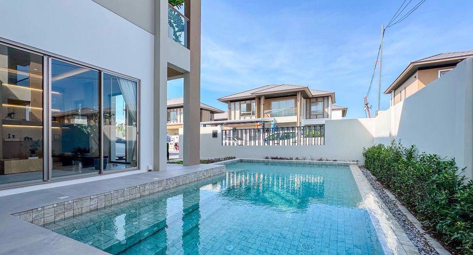 For sale 4 bed house in Bang Lamung, Chonburi
