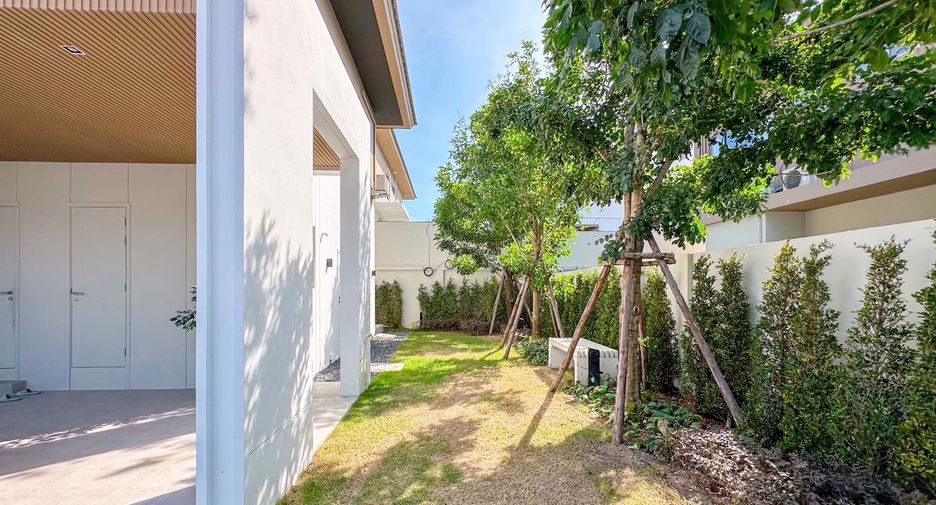 For sale 4 bed house in Bang Lamung, Chonburi