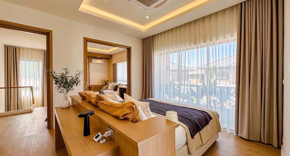 For sale 4 bed house in Bang Lamung, Chonburi