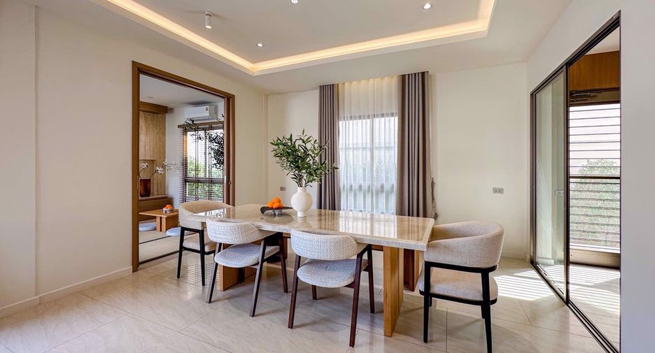 For sale 4 bed house in Bang Lamung, Chonburi