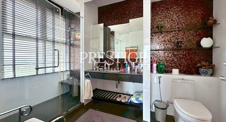 Condo en venta de 2 habitaciones en Bang Lamung, Chonburi