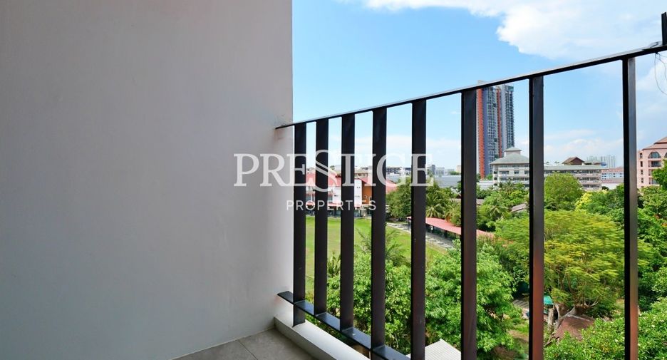 For sale 1 bed condo in Bang Lamung, Chonburi