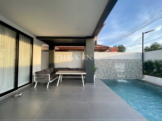 Haus zum Kauf mit 6 Zimmer in Bang Lamung, Chonburi