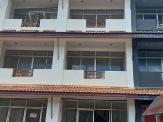 For sale 4 Beds retail Space in Ko Lanta, Krabi
