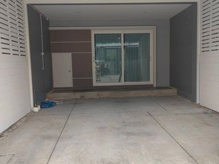 For sale 3 Beds townhouse in Krathum Baen, Samut Sakhon