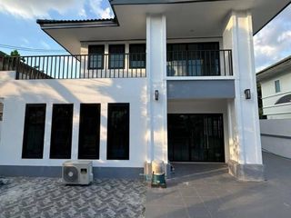 For rent 4 bed house in Bang Bua Thong, Nonthaburi