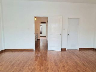 For rent 3 bed townhouse in Mueang Pathum Thani, Pathum Thani