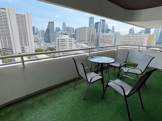 À vendre 3 chambres condo à Watthana, Bangkok