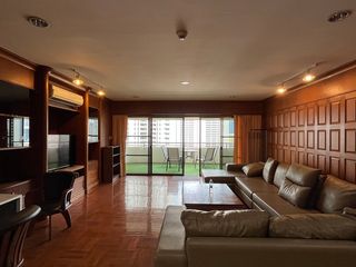 À vendre 3 chambres condo à Watthana, Bangkok