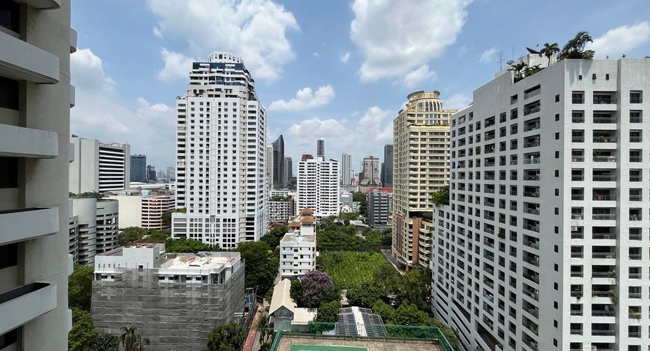 Condo en venta de 3 habitaciones en Watthana, Bangkok
