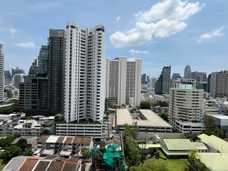 À vendre 3 chambres condo à Watthana, Bangkok