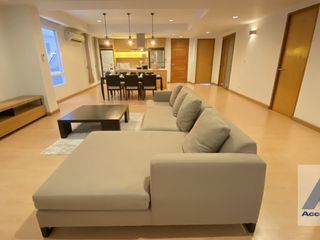 For rent 3 Beds apartment in Watthana, Bangkok