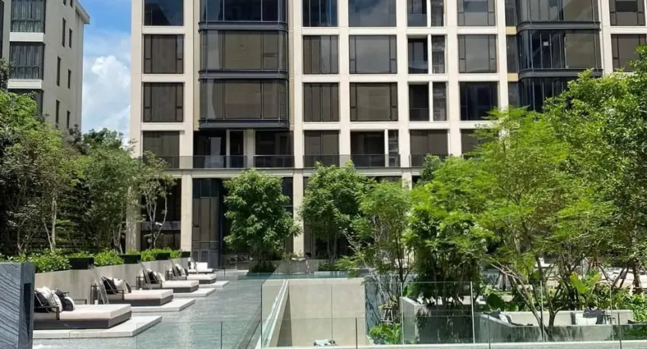 For rent 2 bed condo in Watthana, Bangkok