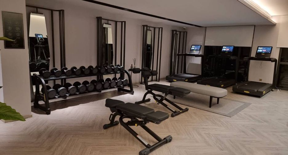 For rent 2 bed condo in Watthana, Bangkok