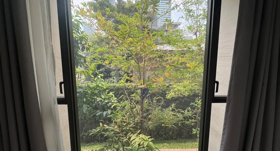 For rent 2 bed condo in Watthana, Bangkok