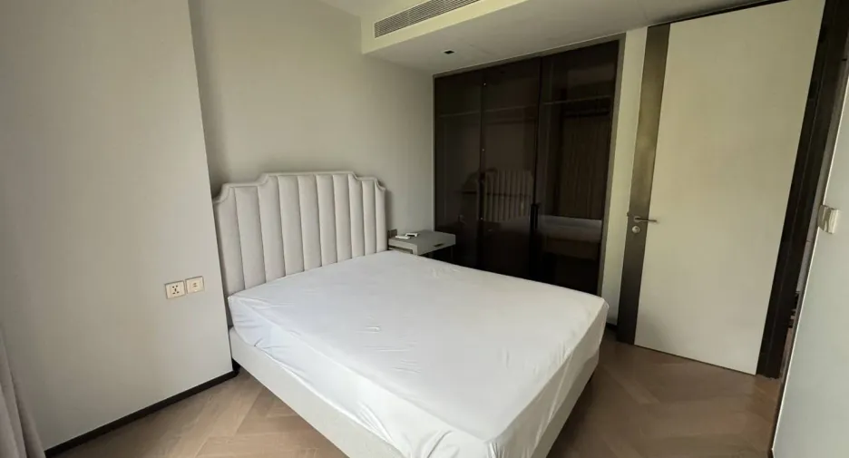 For rent 2 bed condo in Watthana, Bangkok