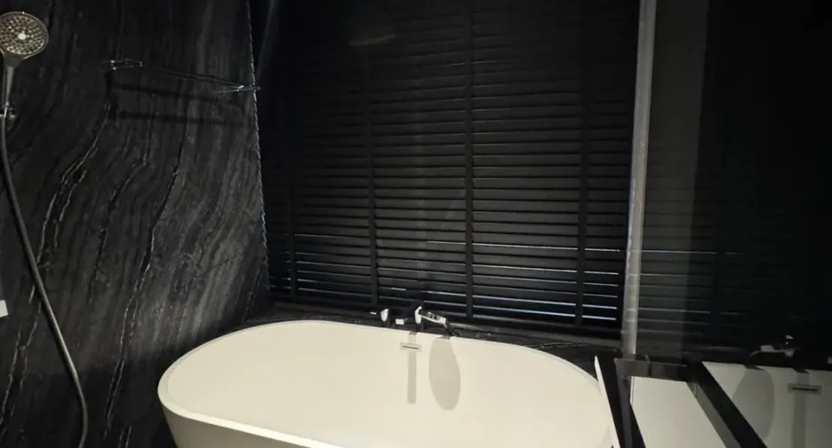 For rent 2 bed condo in Watthana, Bangkok