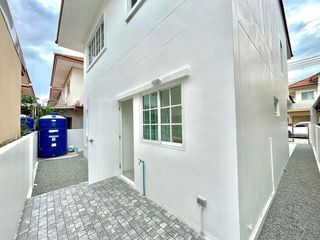 For sale 3 Beds townhouse in Mueang Phuket, Phuket