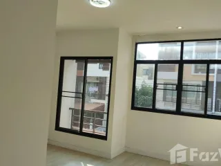 For rent 3 Beds townhouse in Bang Khae, Bangkok